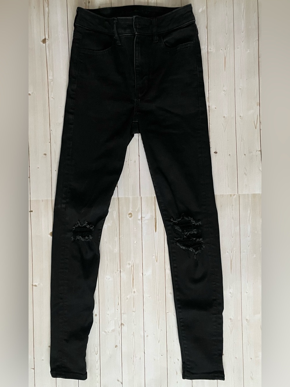American Eagle Outfitters Black Skinny Jeans with Knee Distress